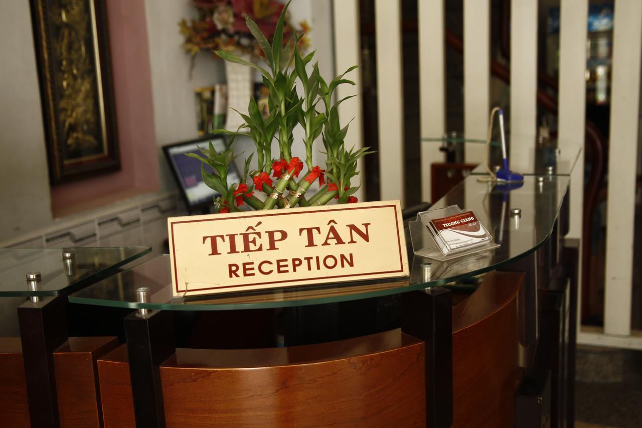Truong Giang Hotel Ho Chi Minh-staden Exteriör bild