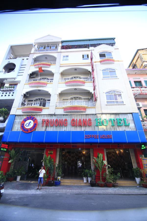 Truong Giang Hotel Ho Chi Minh-staden Exteriör bild